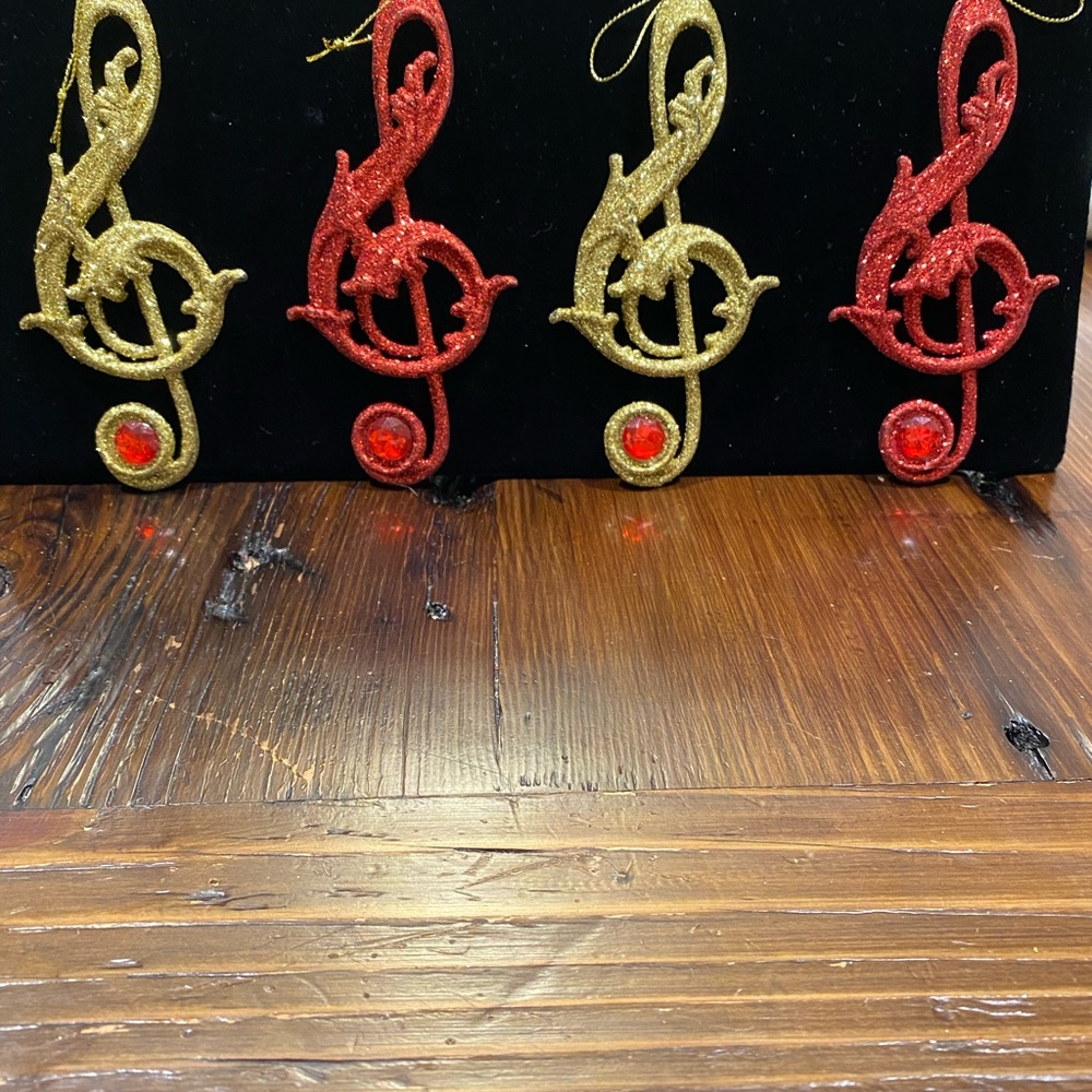 ‼️SOLD‼️Musical Ornaments Set Sparkle